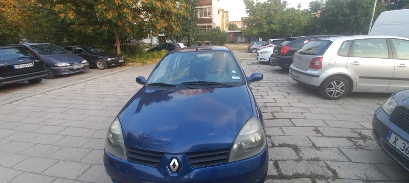 Renault Symbol, снимка 5 - Автомобили и джипове - 47065335