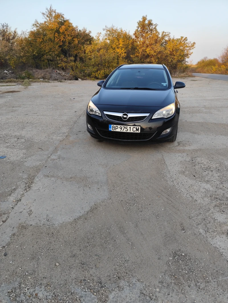 Opel Astra 1.3 cdti, снимка 2 - Автомобили и джипове - 47778917