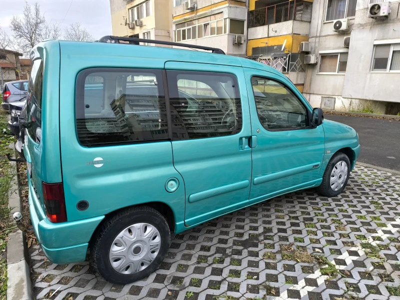 Citroen Berlingo, снимка 4 - Автомобили и джипове - 48229323