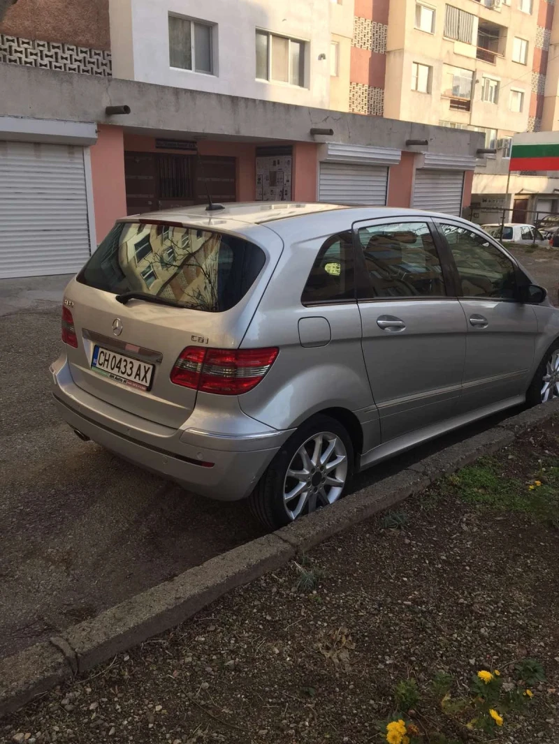 Mercedes-Benz B 180, снимка 6 - Автомобили и джипове - 48644904