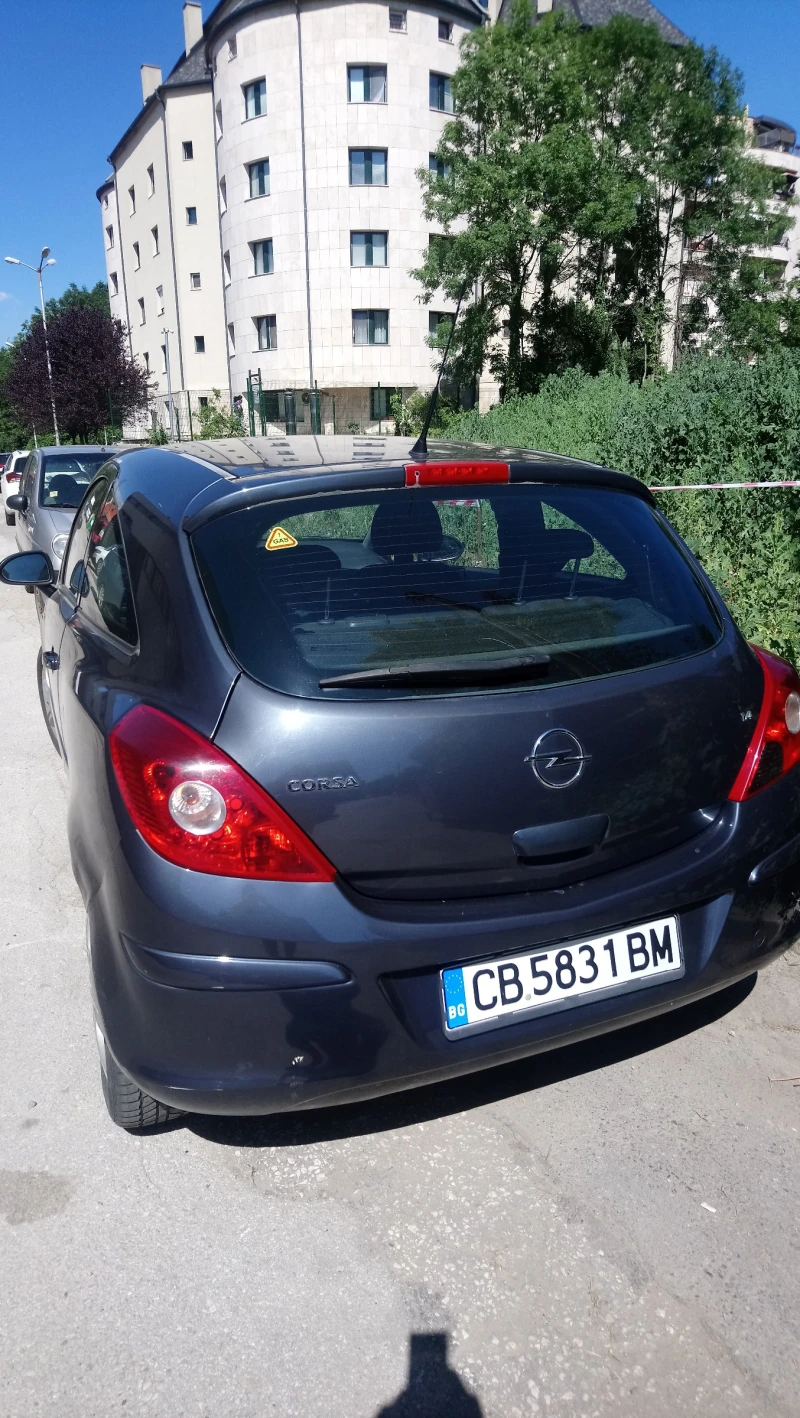 Opel Corsa D, снимка 2 - Автомобили и джипове - 48914538