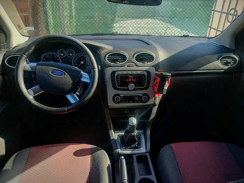 Ford Focus, снимка 9 - Автомобили и джипове - 48866080