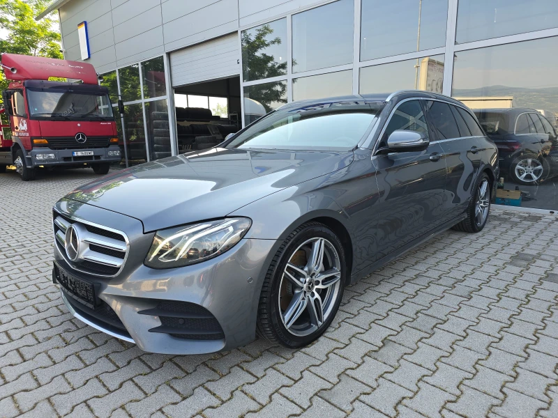 Mercedes-Benz E 220 AMG PAKET !!, снимка 5 - Автомобили и джипове - 52322550
