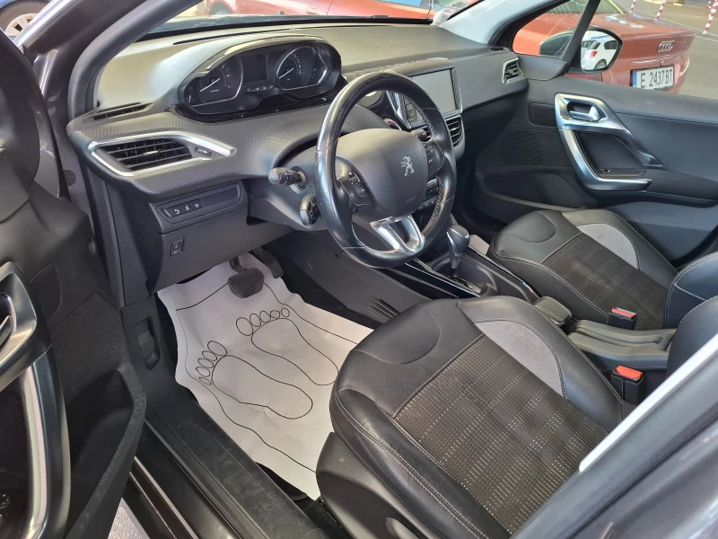 Peugeot 2008 1.2 FaceLift АВТОМАТИК CAMERA NAVI EURO6 , снимка 5 - Автомобили и джипове - 50849032