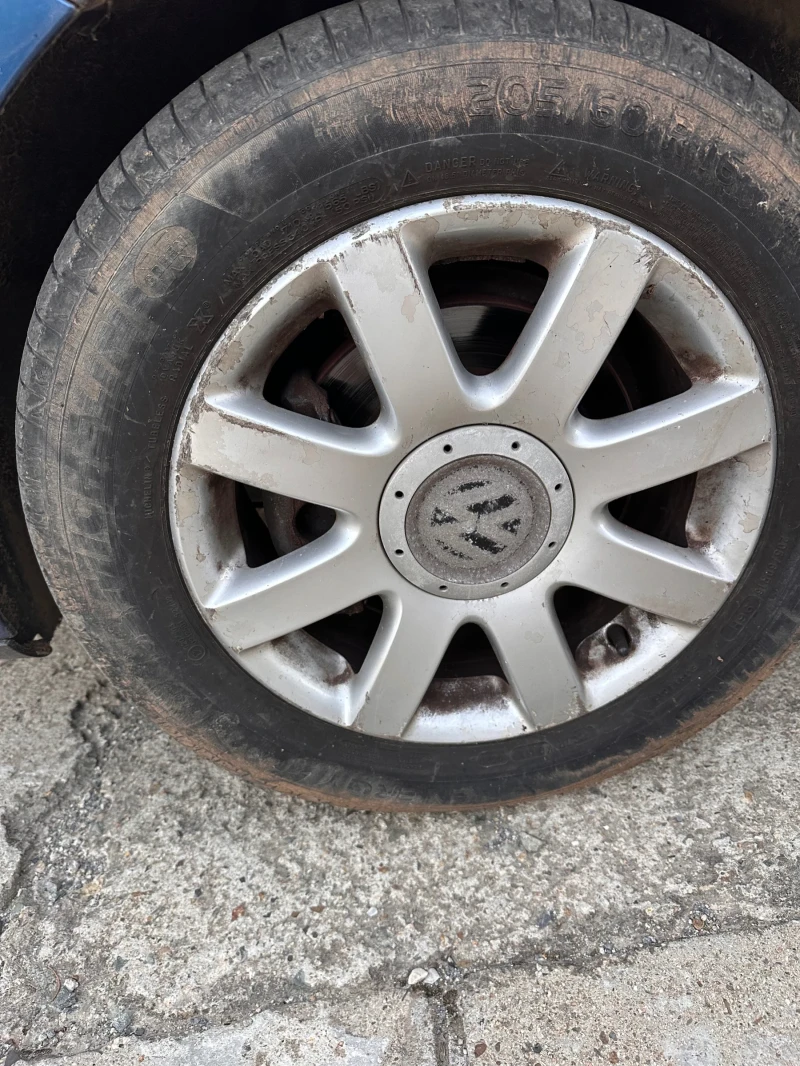 VW Touran 2.0тди bkd, снимка 12 - Автомобили и джипове - 51899798