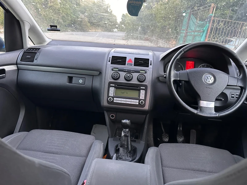 VW Touran 2.0тди bkd, снимка 7 - Автомобили и джипове - 51899798
