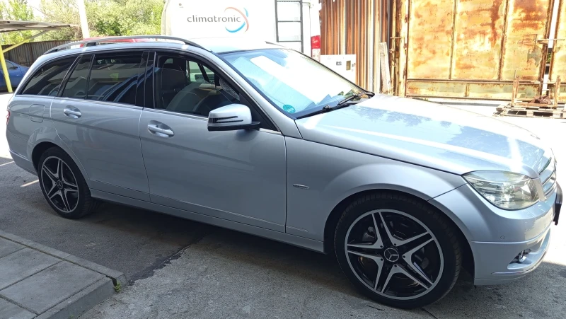 Mercedes-Benz C 220 2.2, снимка 3 - Автомобили и джипове - 52290318