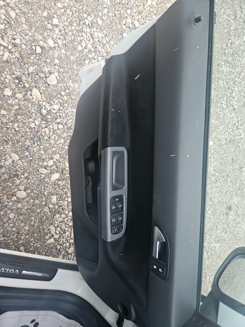 Volvo V50 1.6 FACELIFT ПЕРФЕКТНО , снимка 8 - Автомобили и джипове - 52918475