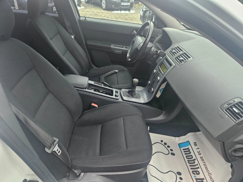 Volvo V50 1.6 FACELIFT ПЕРФЕКТНО , снимка 12 - Автомобили и джипове - 52918475