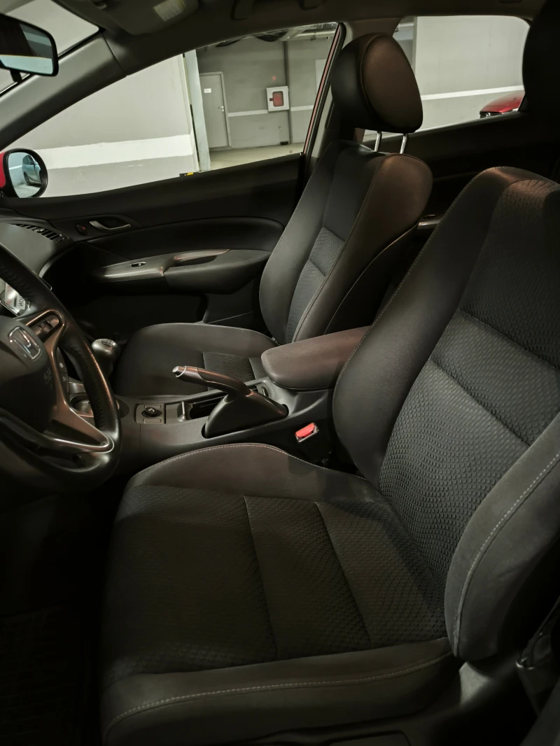 Honda Civic Facelift 2.2 i-CTDi, снимка 7 - Автомобили и джипове - 53126871