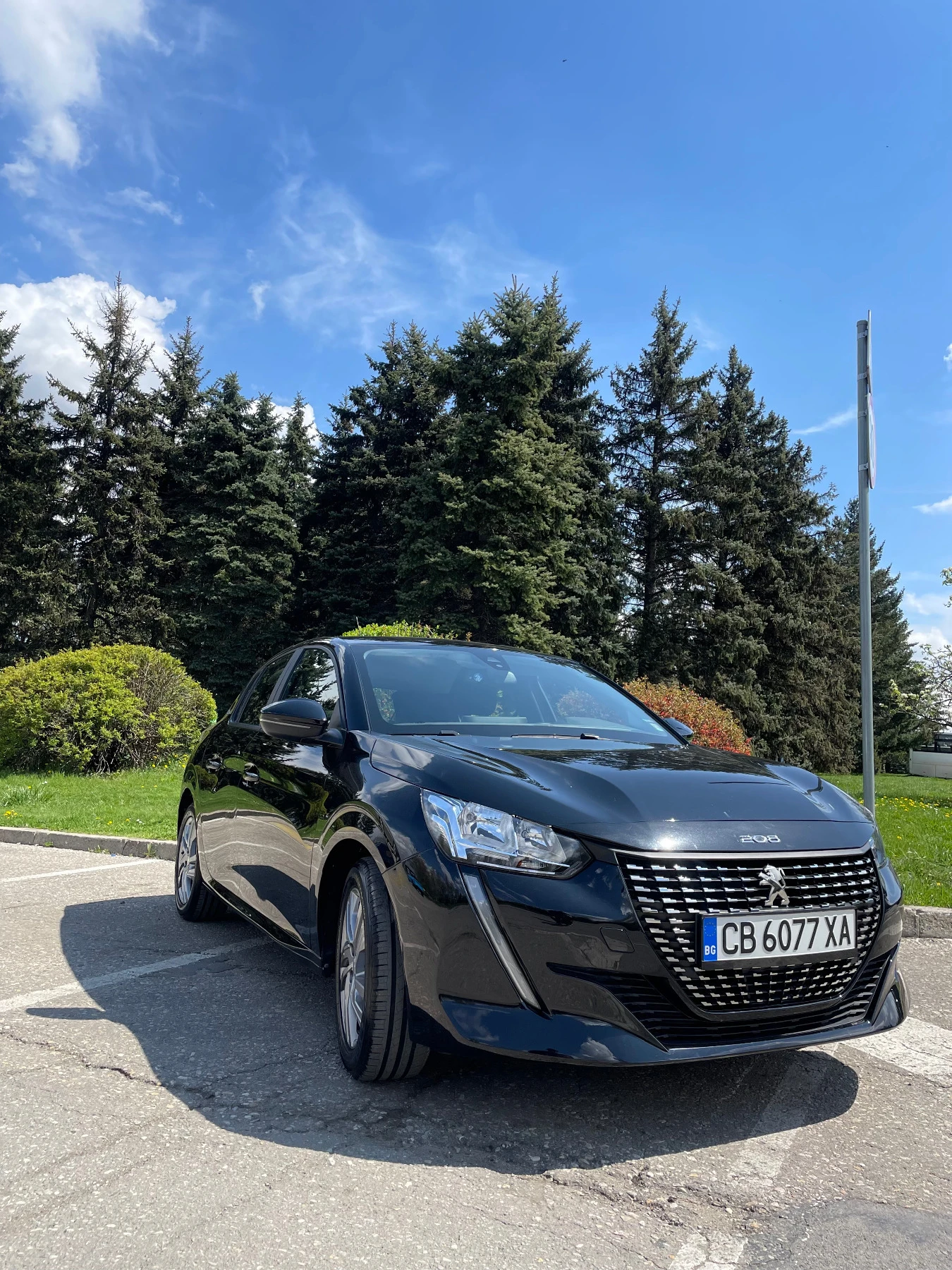 Peugeot 208 1.2 75кс 28500км - изображение 4