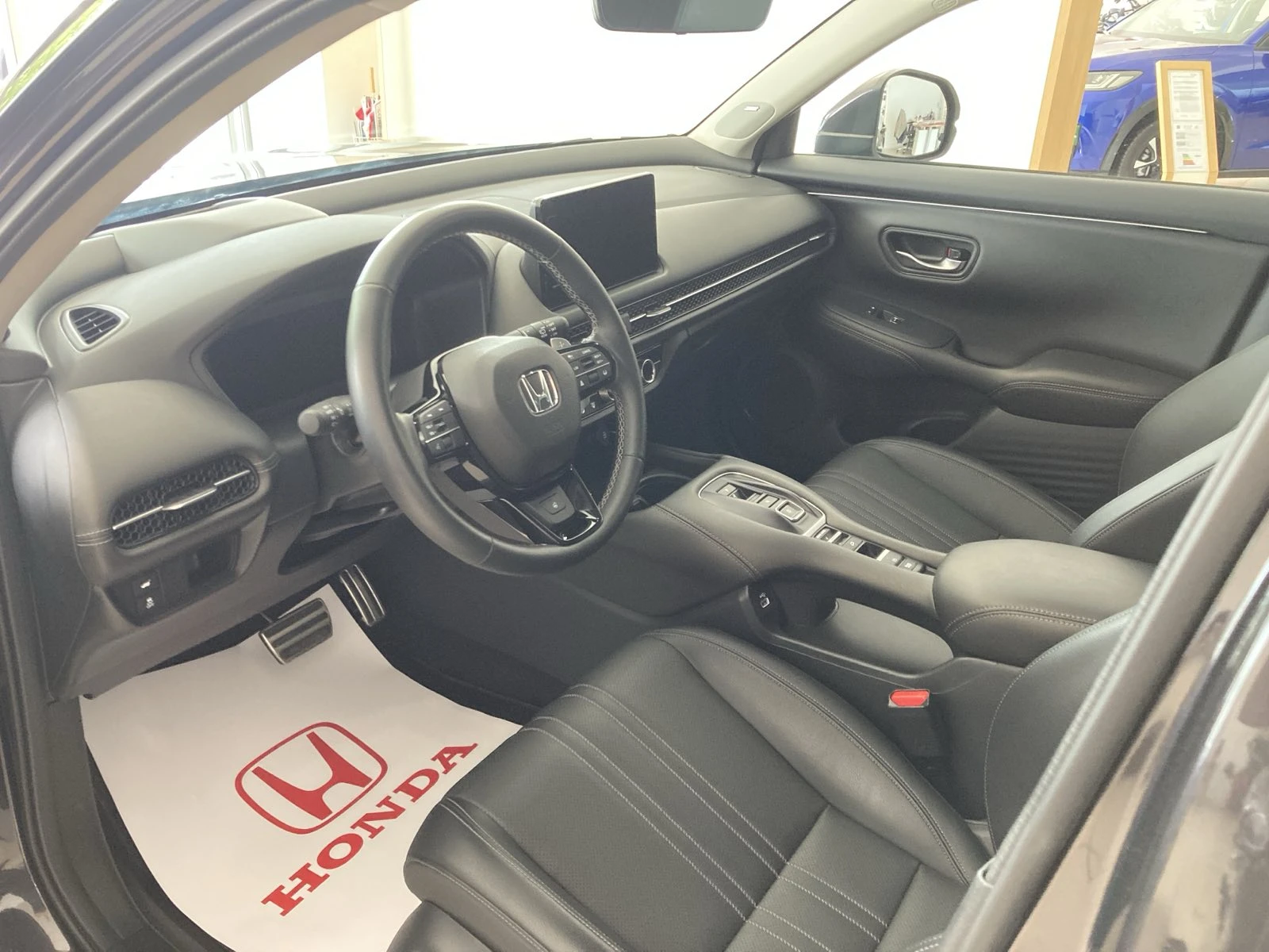 Honda ZR-V 2.0 i-MMD Advance - изображение 10