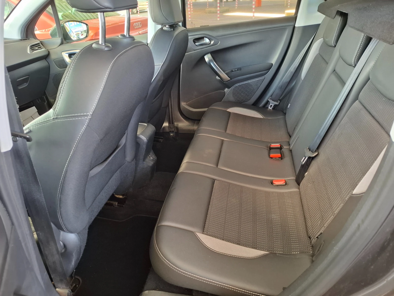 Peugeot 2008 1.2 FaceLift АВТОМАТИК CAMERA NAVI EURO6  - изображение 7