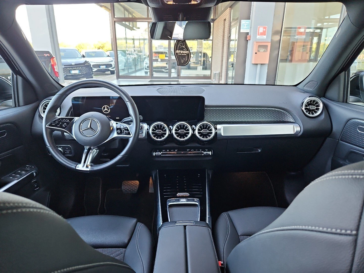 Mercedes-Benz EQB 250+ Progressive New - изображение 5