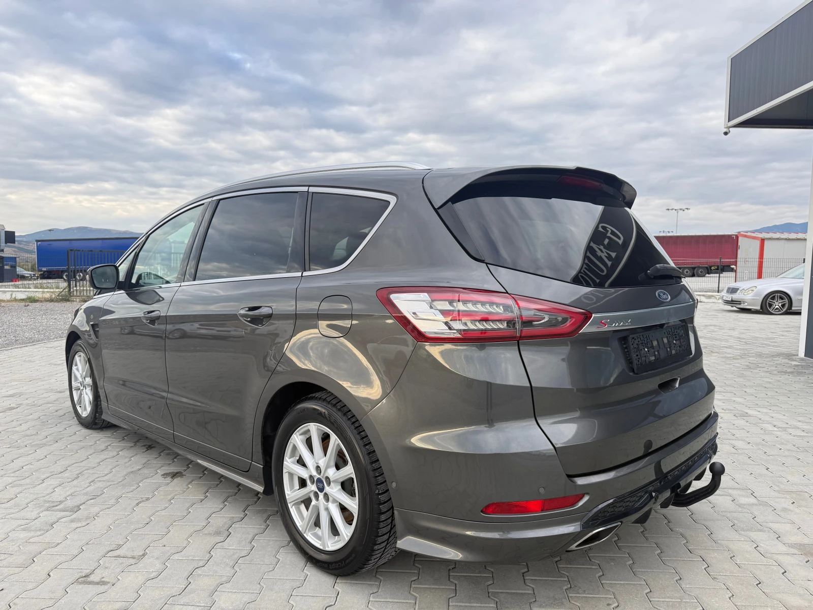 Ford S-Max 2.0tdci ST LINE АВТОМАТИК 7 седалки !! Лизинг !!! - изображение 7