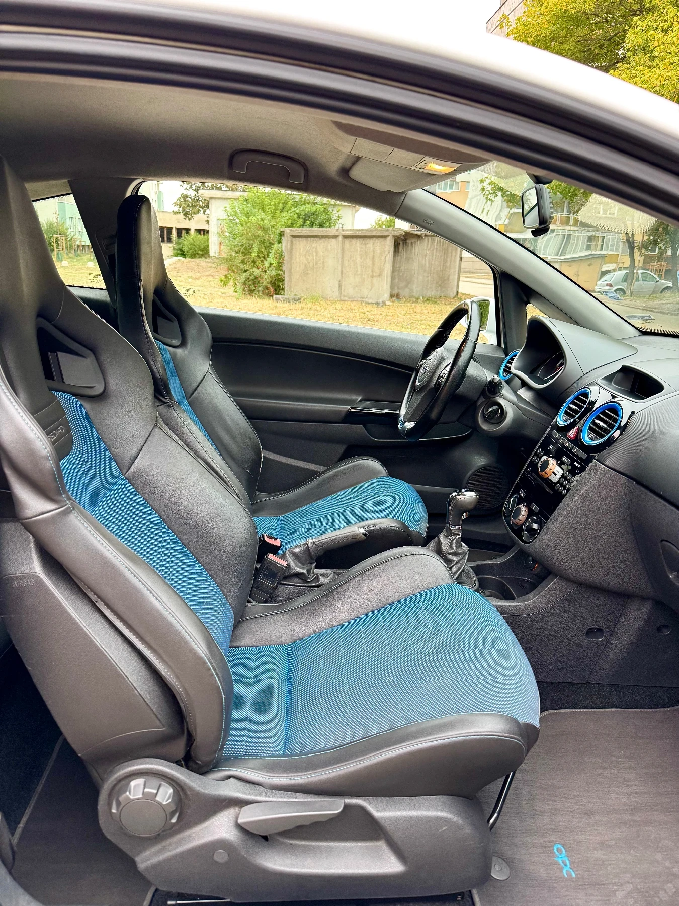 Opel Corsa OPC - изображение 9