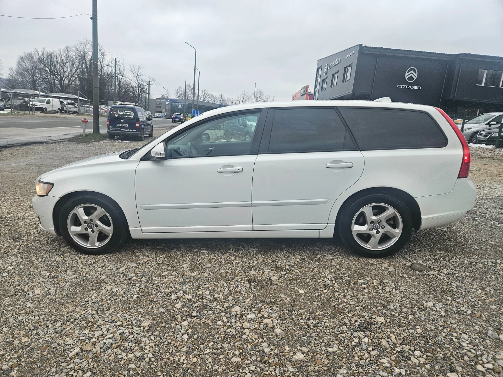 Volvo V50 1.6 FACELIFT ПЕРФЕКТНО  - изображение 6