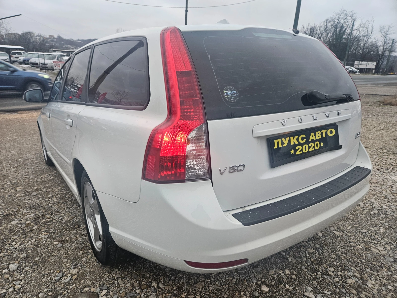 Volvo V50 1.6 FACELIFT ПЕРФЕКТНО  - изображение 5