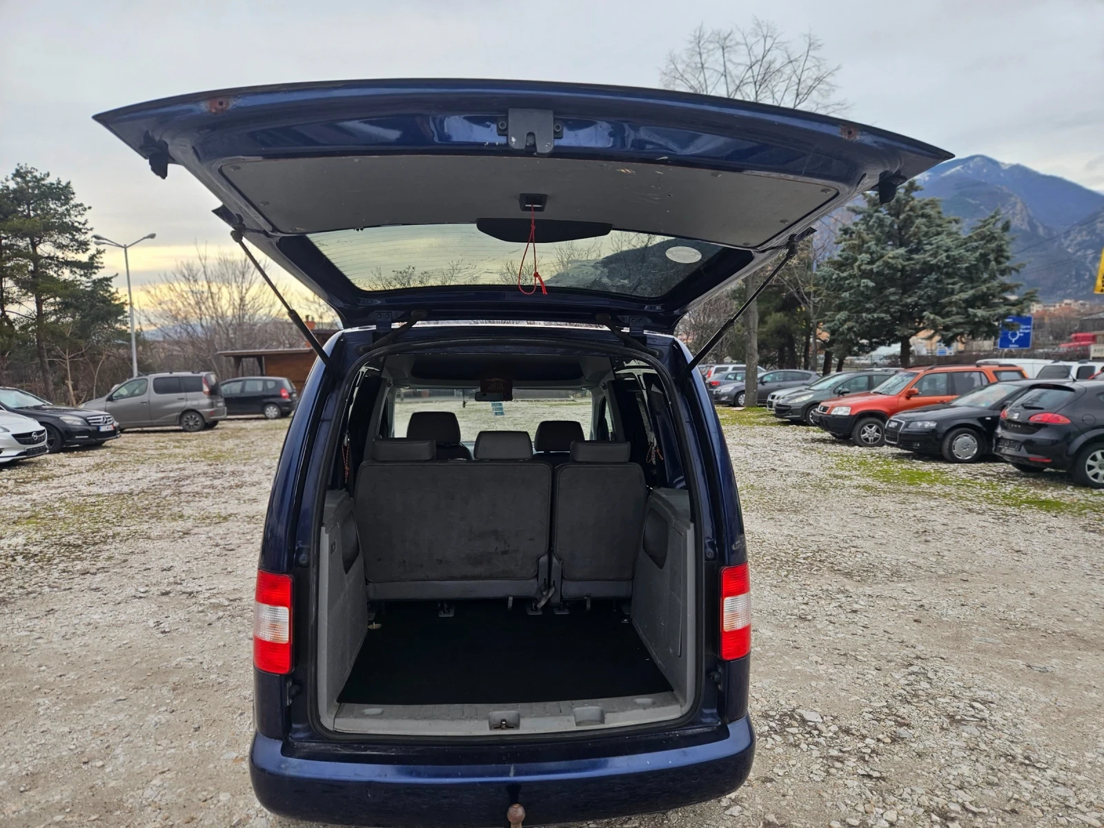 VW Caddy 1.9/TDI/105/ПЪТНИК/CADDY LIFE - изображение 5