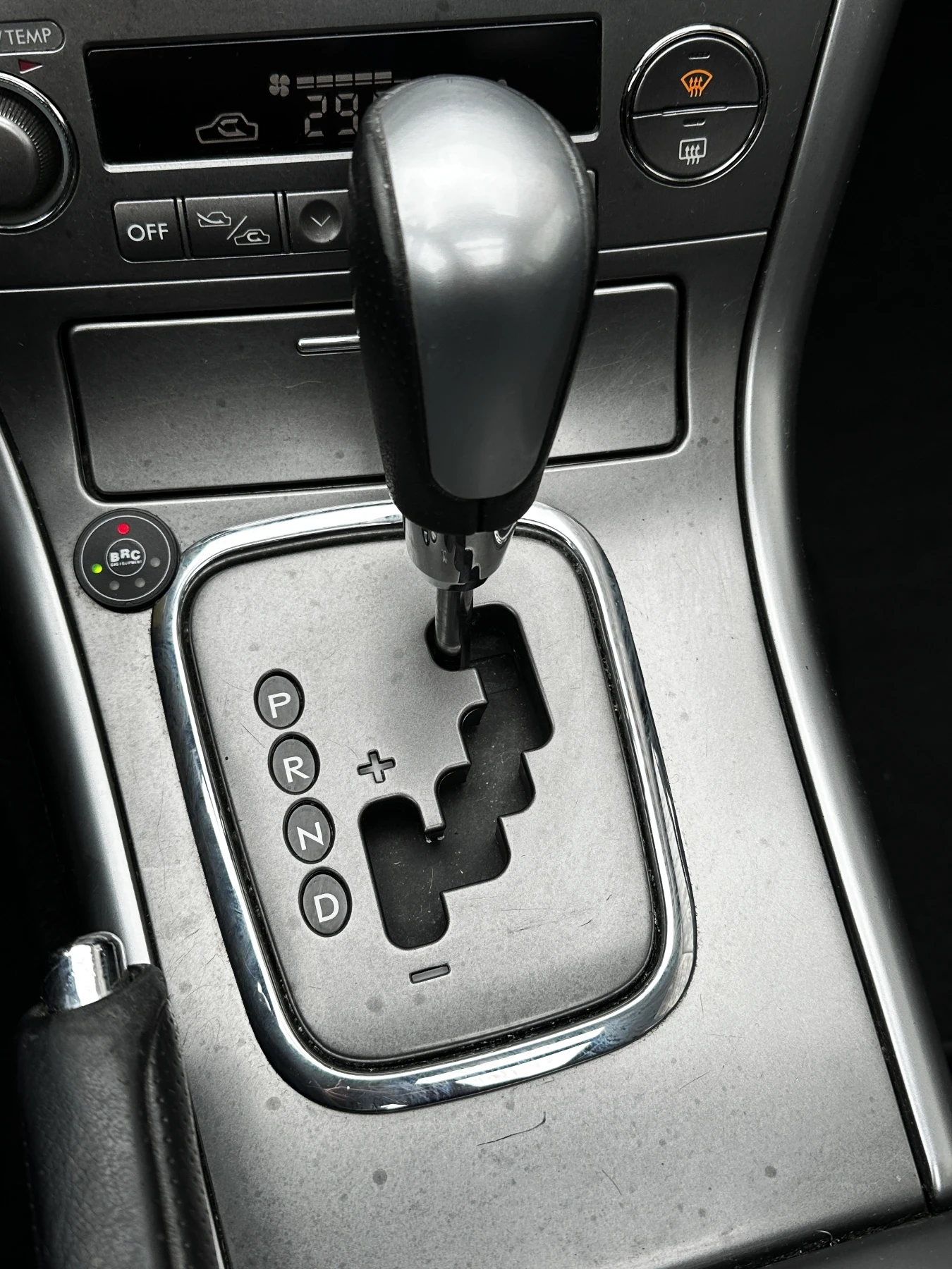 Subaru Legacy 2.5i ��� 4�4 | Mobile.bg � ����������� 15