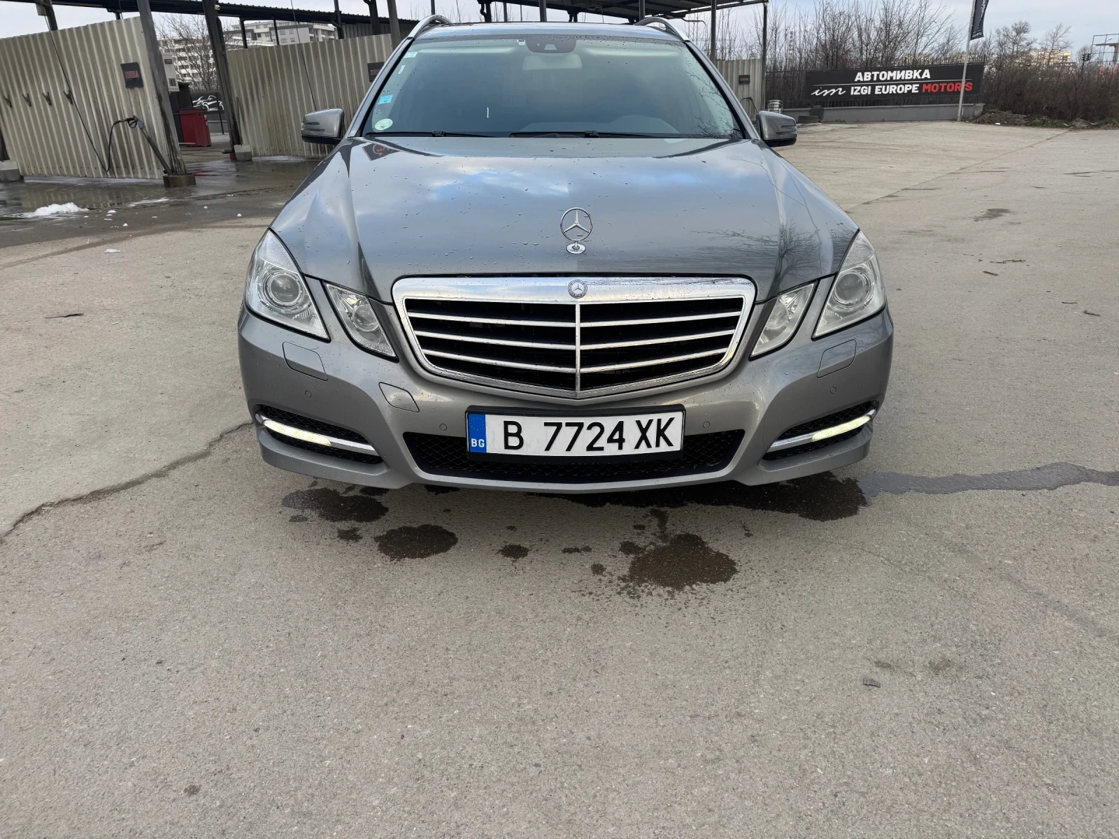 Mercedes-Benz E 350, снимка 17 - Автомобили и джипове - 53809742