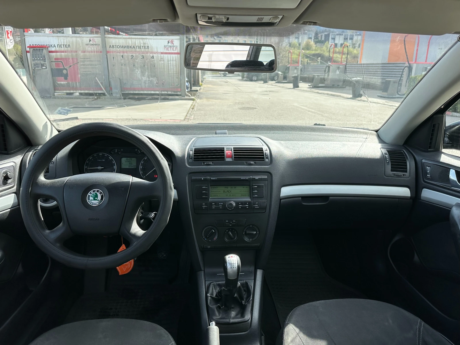 Skoda Octavia 1.9 TDI 4x4, снимка 9 - Автомобили и джипове - 54197022