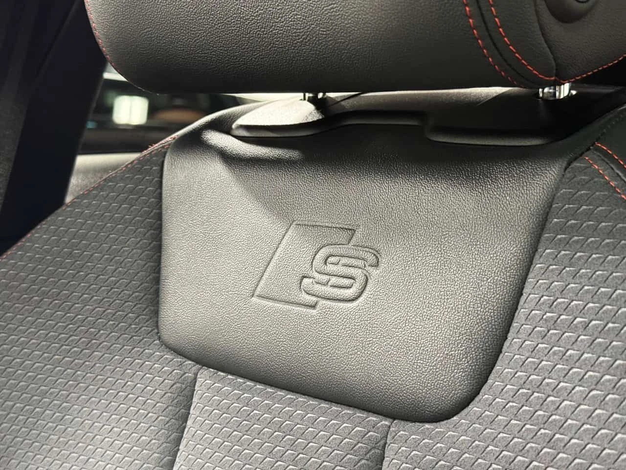 Audi A4 | Technik | DISTRONIC | B&O | 360 | ШИБИДАХ | , снимка 15 - Автомобили и джипове - 55193996
