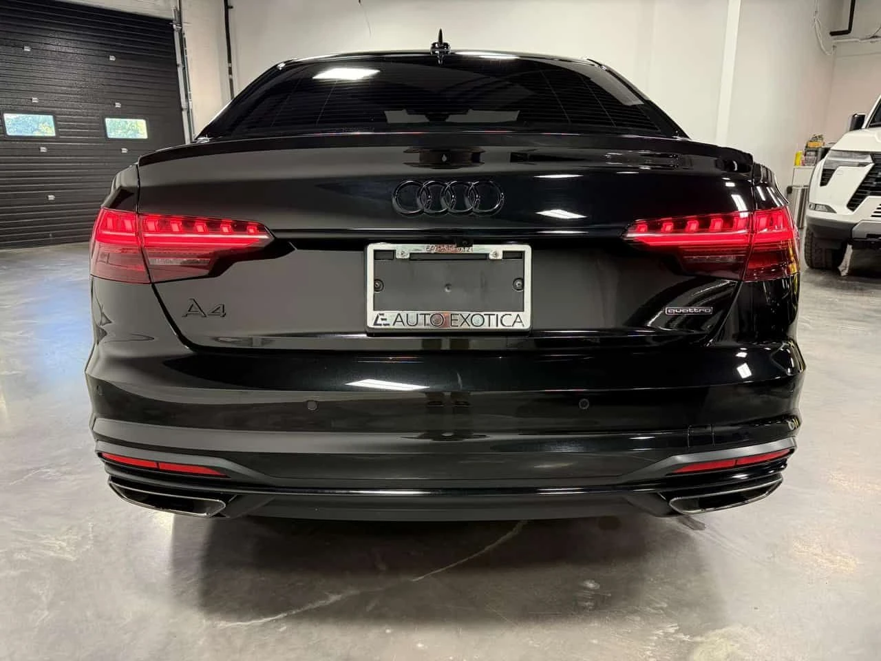 Audi A4 | Technik | DISTRONIC | B&O | 360 | ШИБИДАХ | , снимка 4 - Автомобили и джипове - 55193996