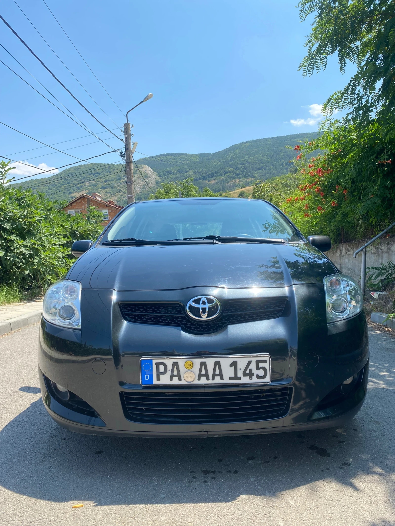 Toyota Auris, снимка 3 - Автомобили и джипове - 55332143