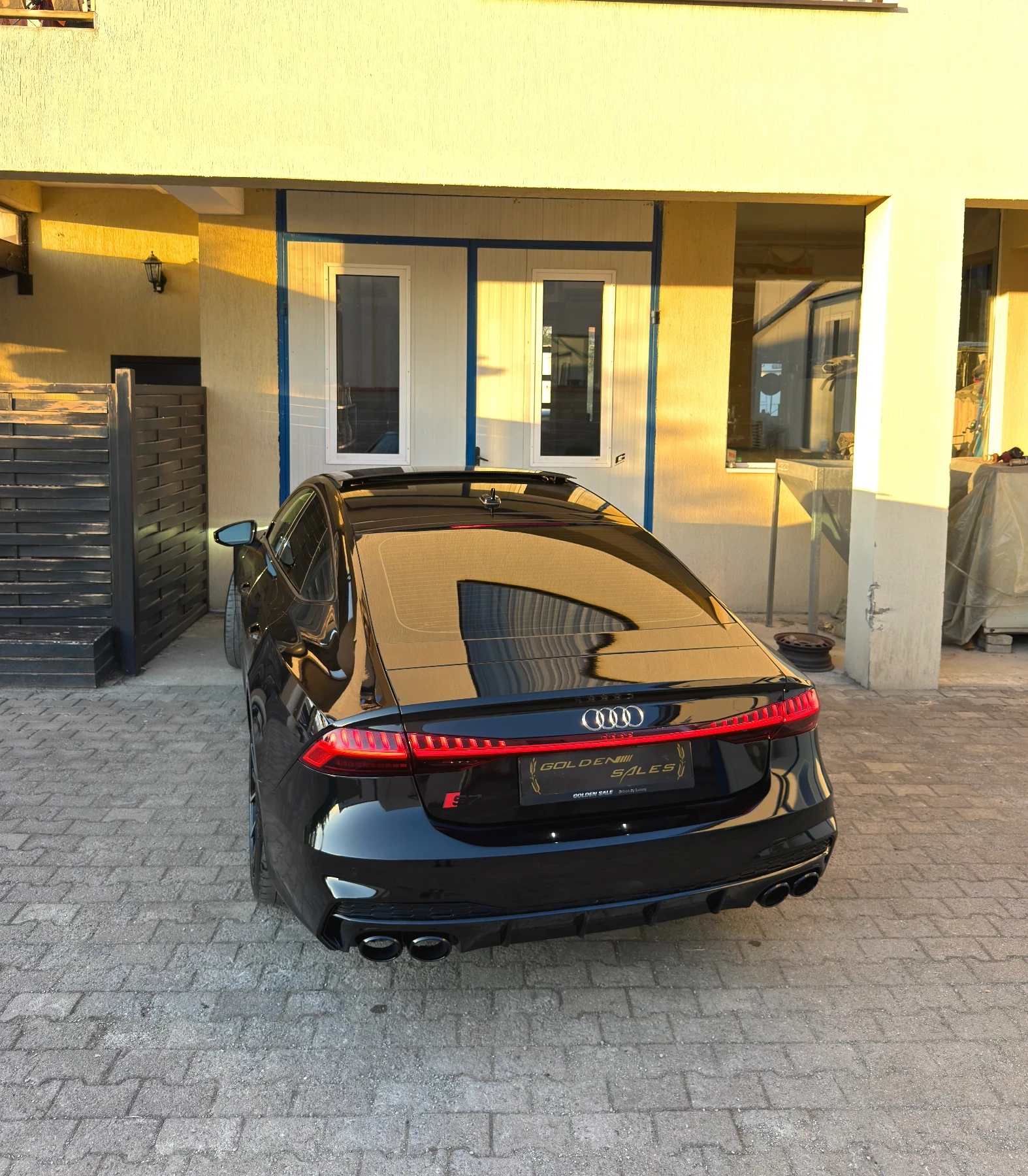 Audi A7 * S7* DISTRONIC* B&O* KEYLESS* , снимка 3 - Автомобили и джипове - 55696244
