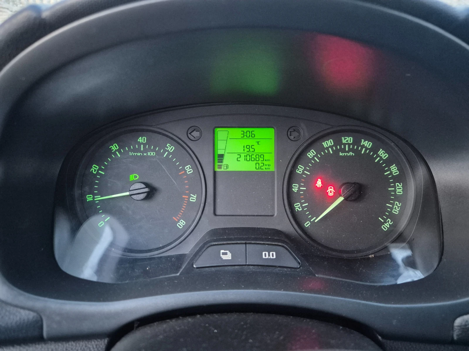 Skoda Roomster 1.2 HPT, снимка 12 - Автомобили и джипове - 56227308