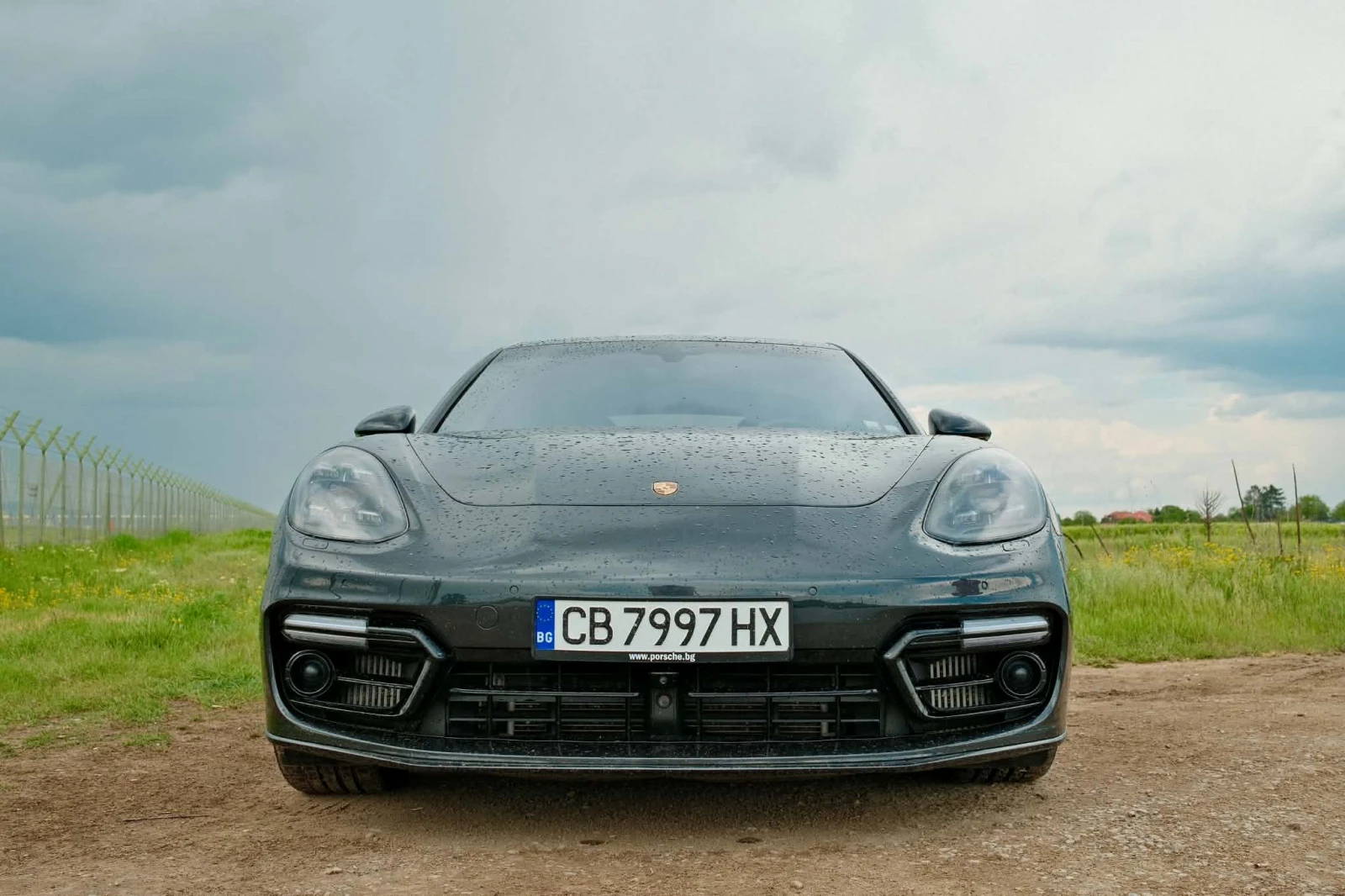 Porsche Panamera Turbo, снимка 3 - Автомобили и джипове - 56285532