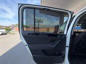 VW Touran 2.0TDI* 7места* Панорама* Масаж* , снимка 12