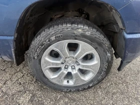 Dodge RAM 1500 5.7L HEMI V8, снимка 14