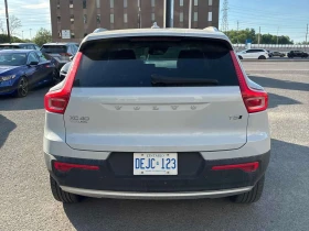 Volvo XC40 | Momentum | ПОДГРЕВ | ПАНОРАМА | CARFAX | , снимка 4