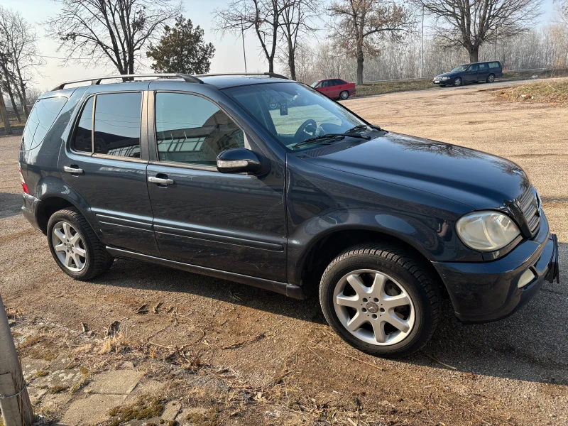 Mercedes-Benz ML 270, снимка 2 - Автомобили и джипове - 49326817