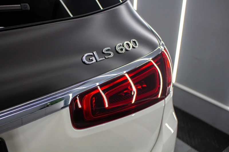 Mercedes-Benz GLS 600 Maybach / 4-seat / Two-tone paintwork, снимка 4 - Автомобили и джипове - 49638393