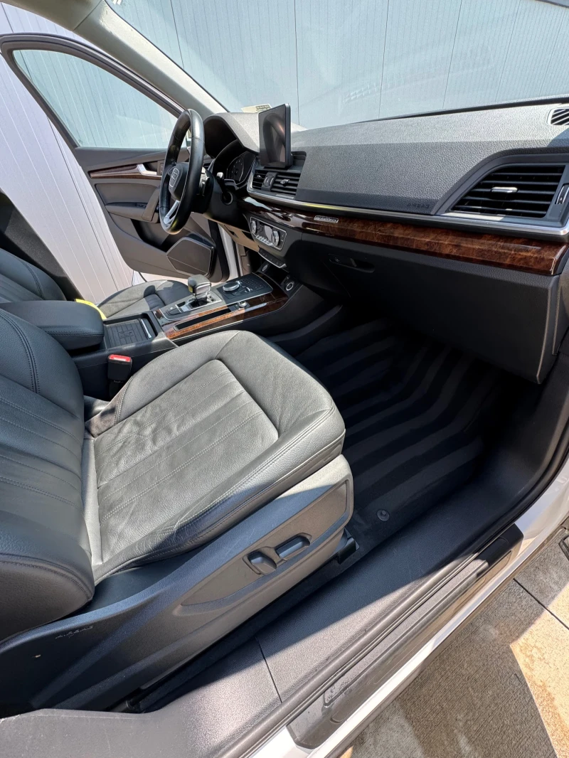 Audi Q5, снимка 5 - Автомобили и джипове - 52486649