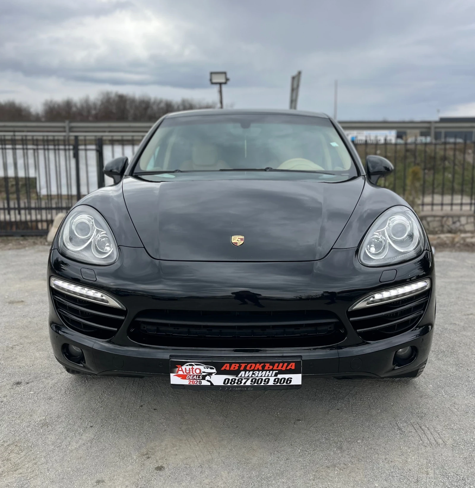 Porsche Cayenne 3.0D* FULL LED* TOP - изображение 2