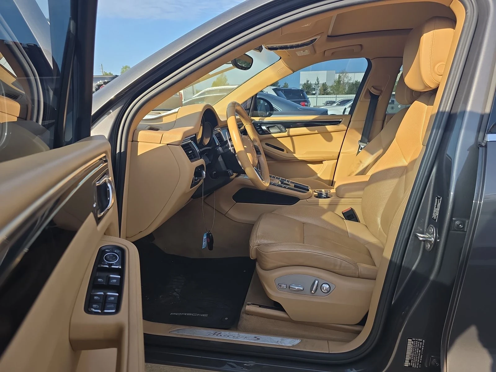 Porsche Macan  - изображение 10