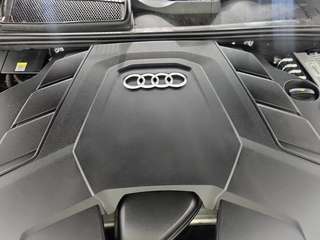 Audi Q8 * Progressiv * CARFAX * БЕЗ ПЪРВОНАЧАЛНА ВНОСКА - изображение 10