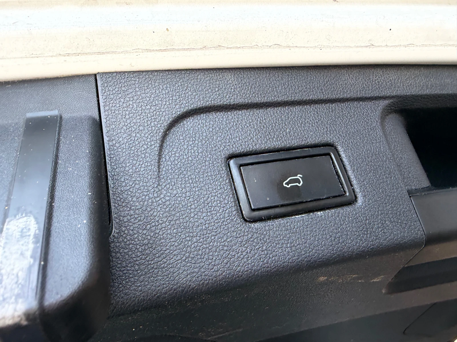 VW Touran 2.0TDI* 7�����* ��������* �����*  | Mobile.bg � ����������� 10