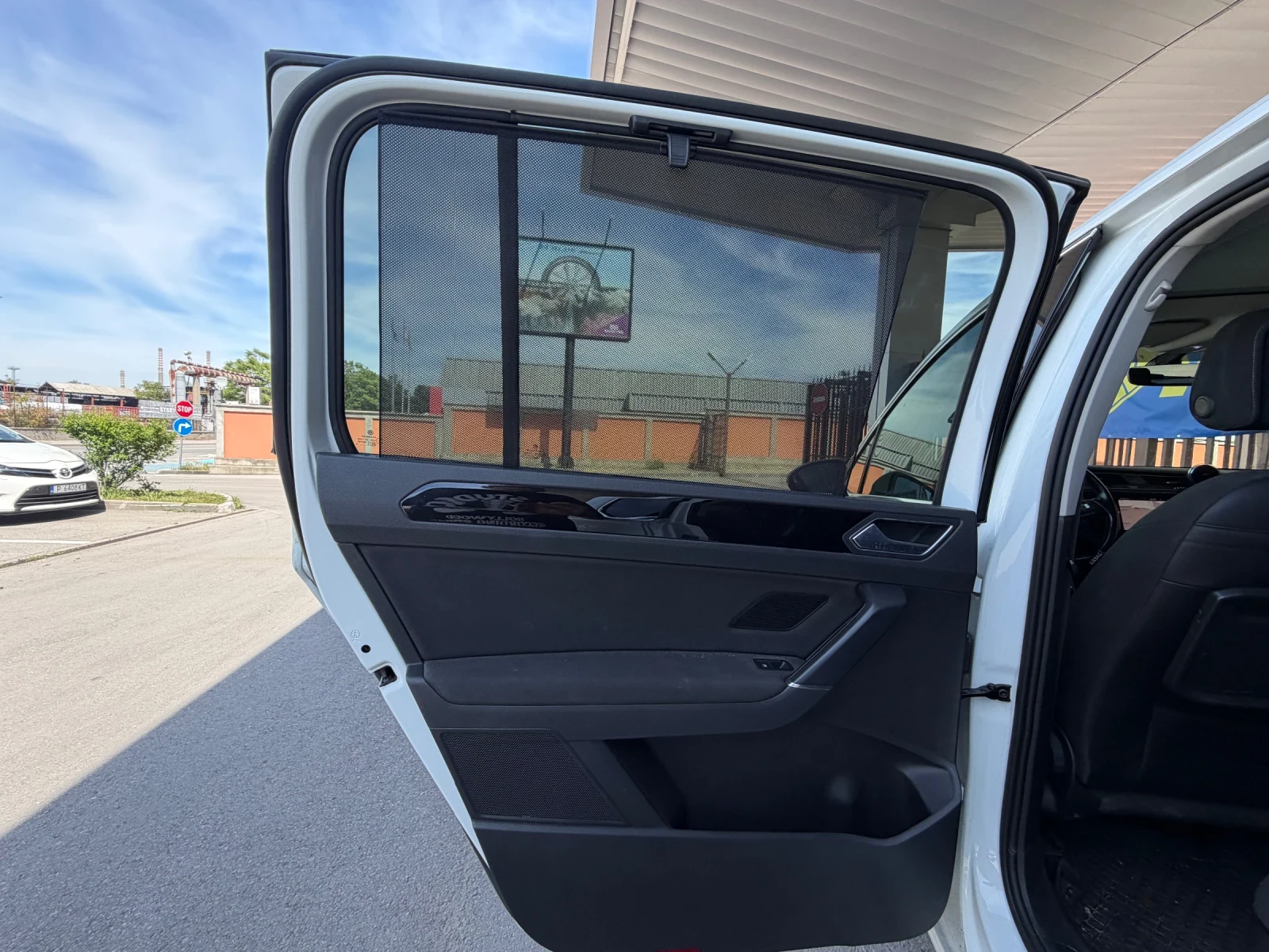VW Touran 2.0TDI* 7�����* ��������* �����*  | Mobile.bg � ����������� 12