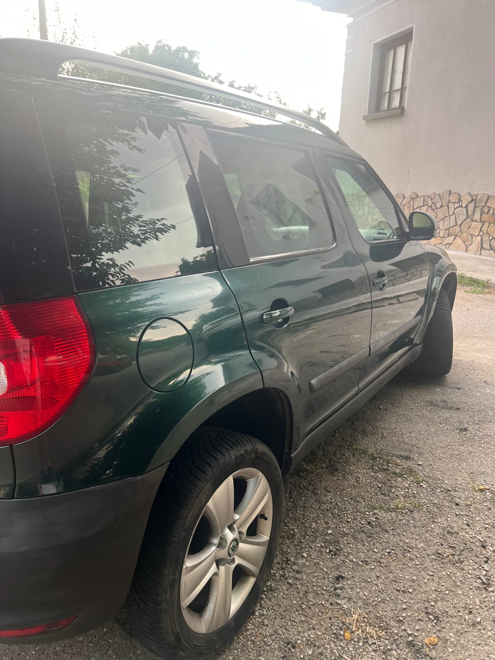 Skoda Yeti газ, снимка 3 - Автомобили и джипове - 55087486