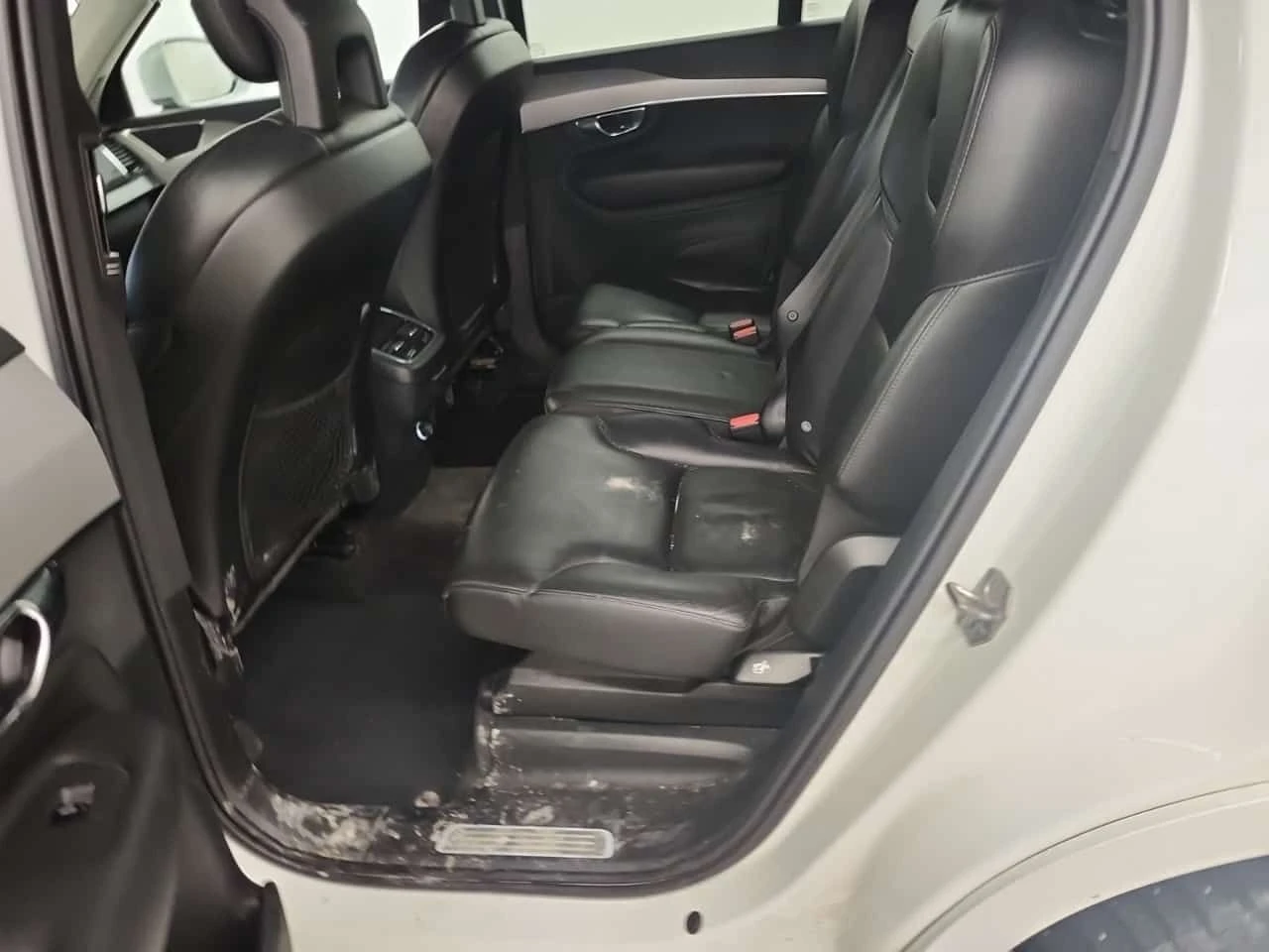 Volvo Xc90 * MOMENTUM T6 * ПАНОРАМА* ПОДГРЕВ* КАМЕРА* , снимка 12 - Автомобили и джипове - 54146975