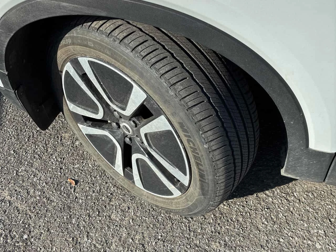 Volvo XC40 | Momentum | ПОДГРЕВ | ПАНОРАМА | CARFAX | , снимка 7 - Автомобили и джипове - 54834098