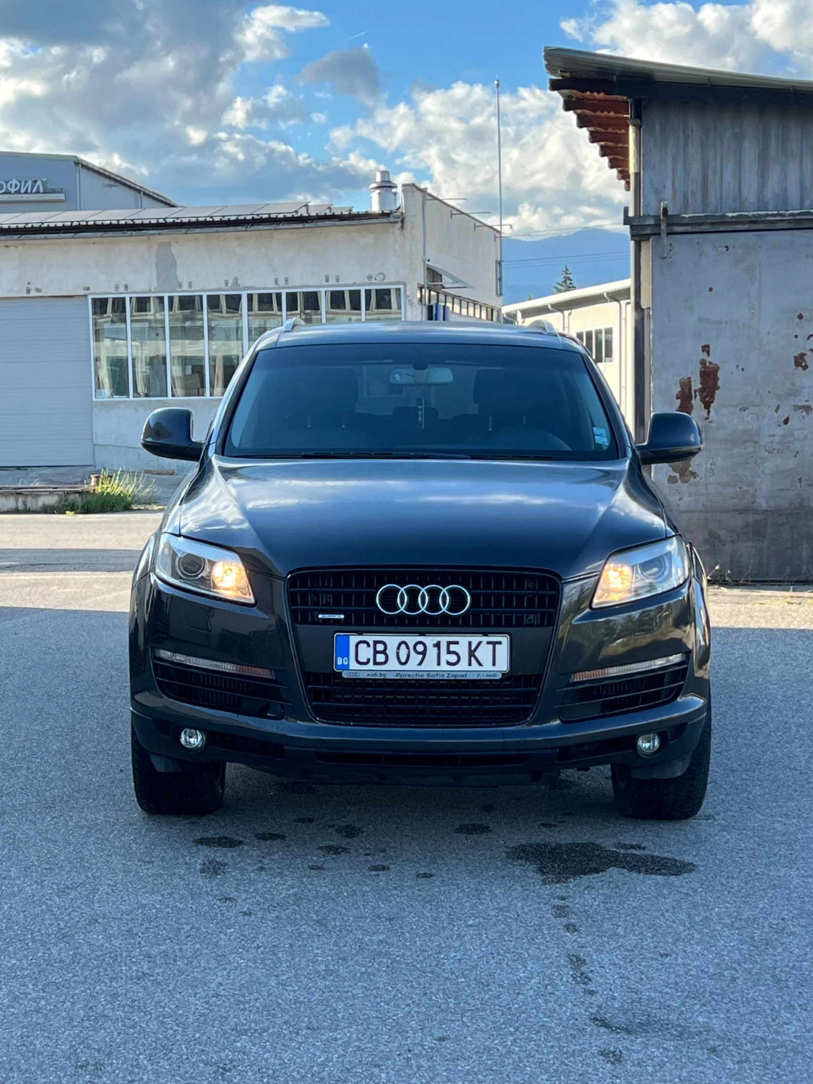 Audi Q7 3.0 TDI* S-Line* 7местна, снимка 6 - Автомобили и джипове - 54896042