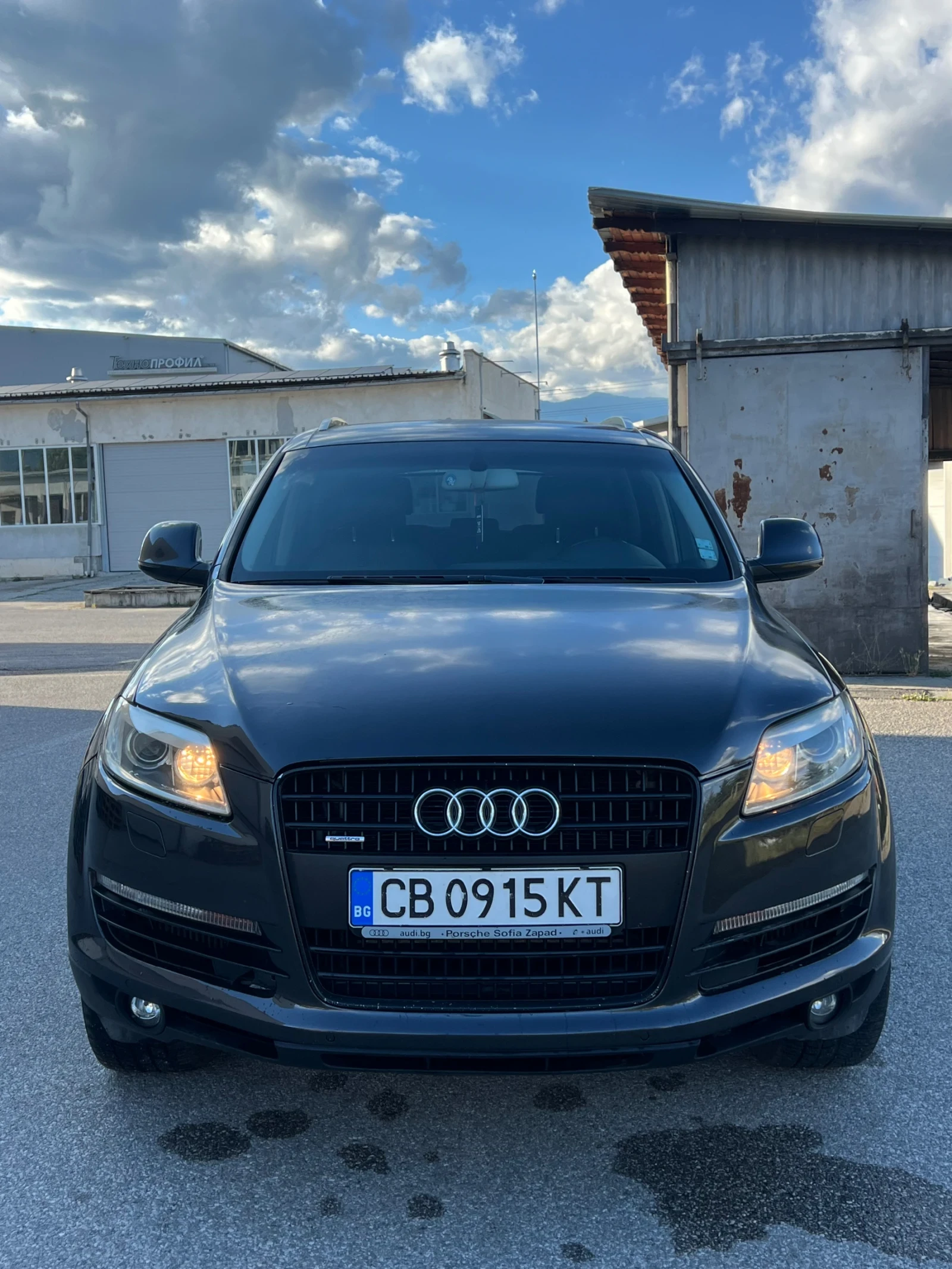 Audi Q7 3.0 TDI* S-Line* 7местна, снимка 1 - Автомобили и джипове - 54896042