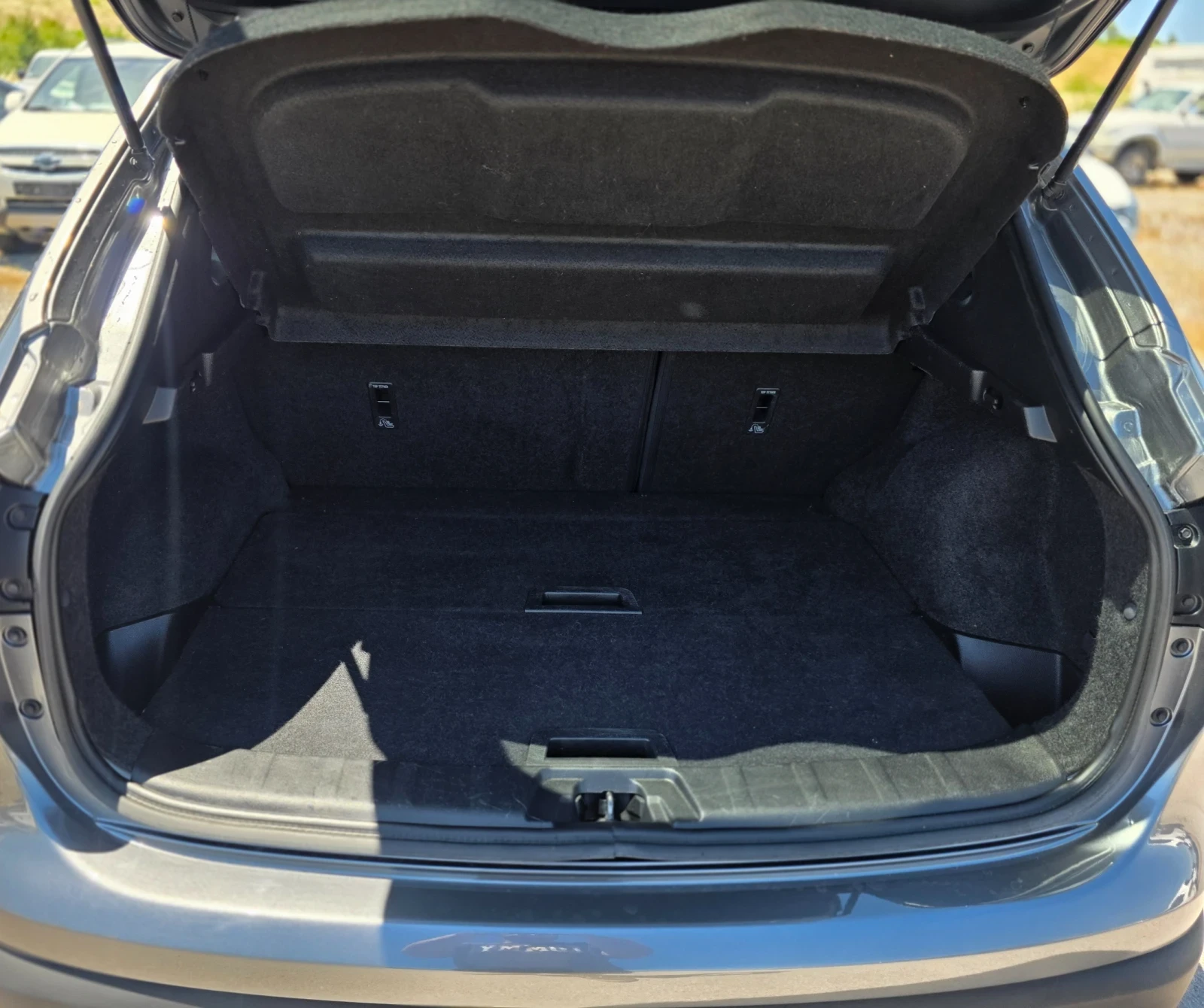 Nissan Qashqai 1.5 DCI 110 коня 360г камера , снимка 8 - Автомобили и джипове - 55077744