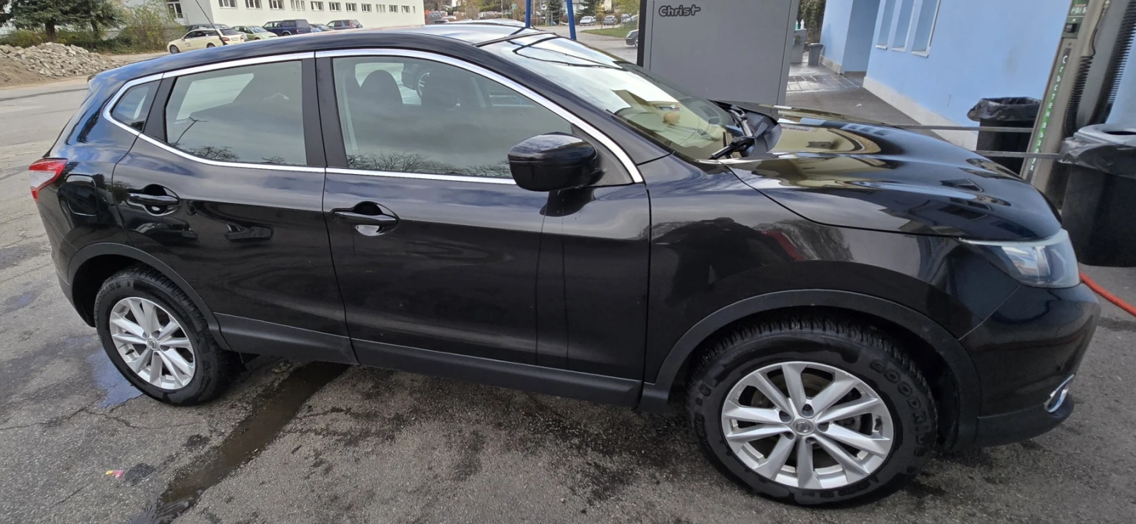 Nissan Qashqai, снимка 4 - Автомобили и джипове - 55143131